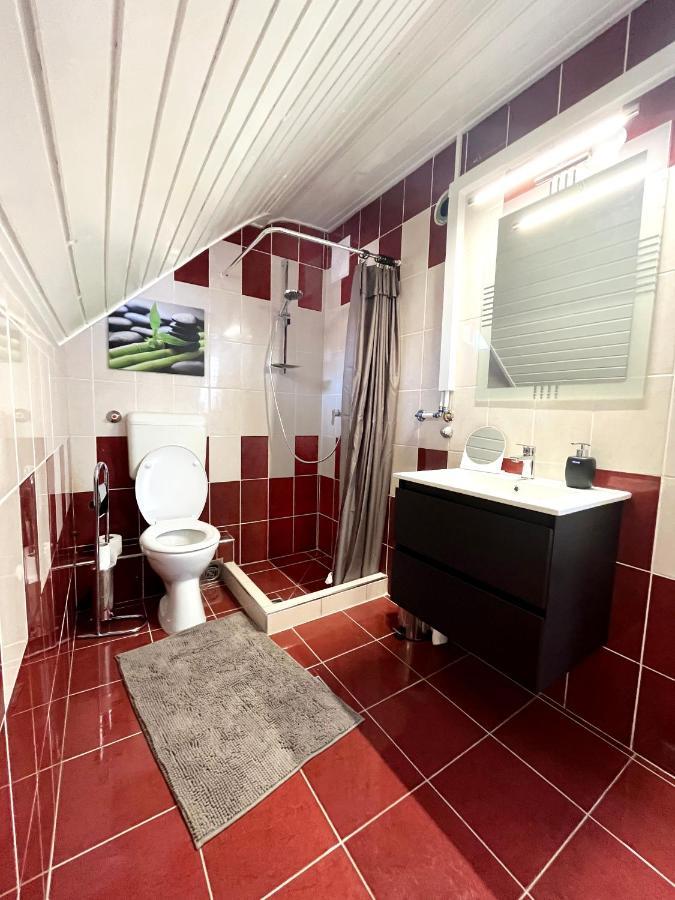Nyuszis Apartman Kiskunmajsa Eksteriør bilde
