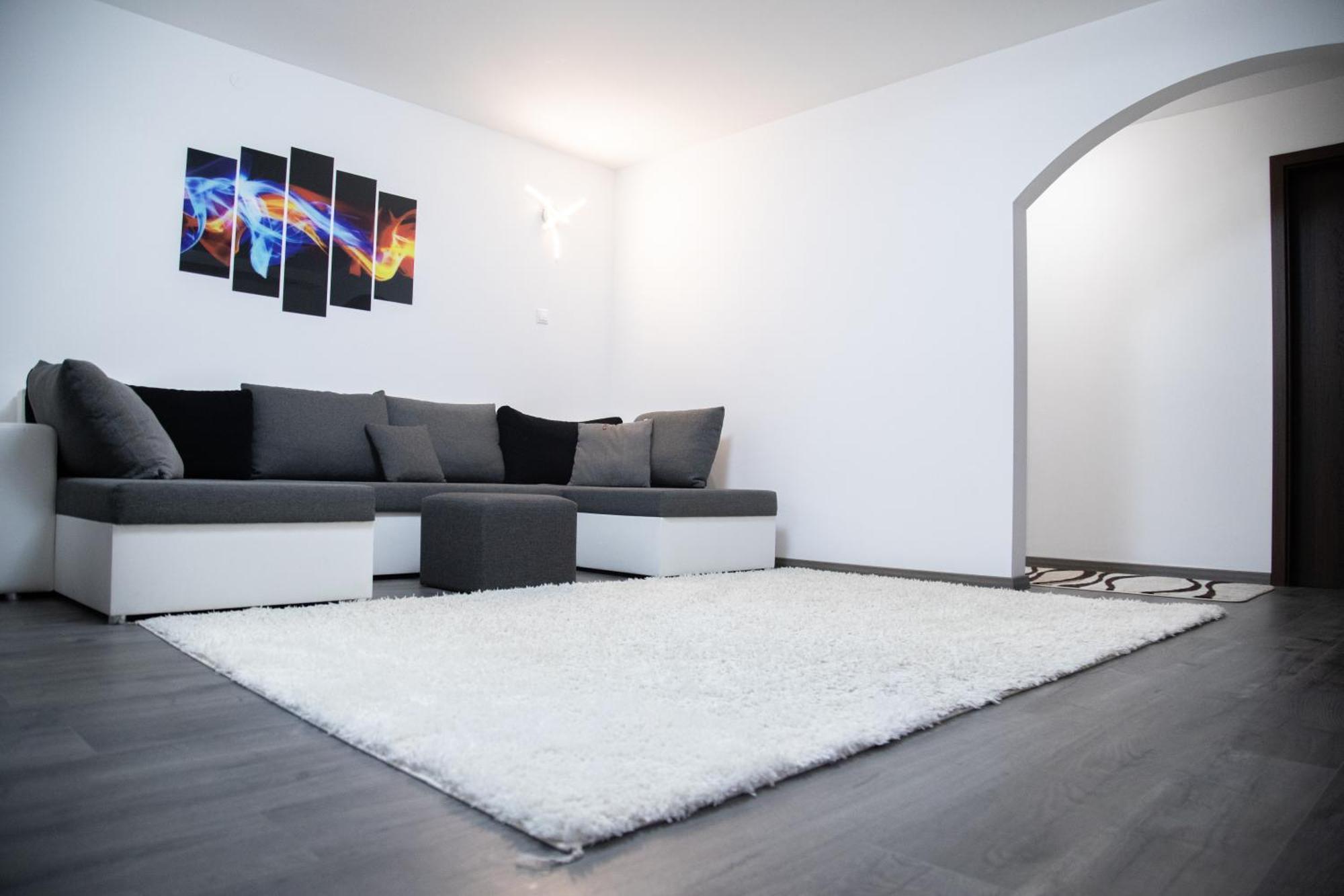 Nyuszis Apartman Kiskunmajsa Eksteriør bilde